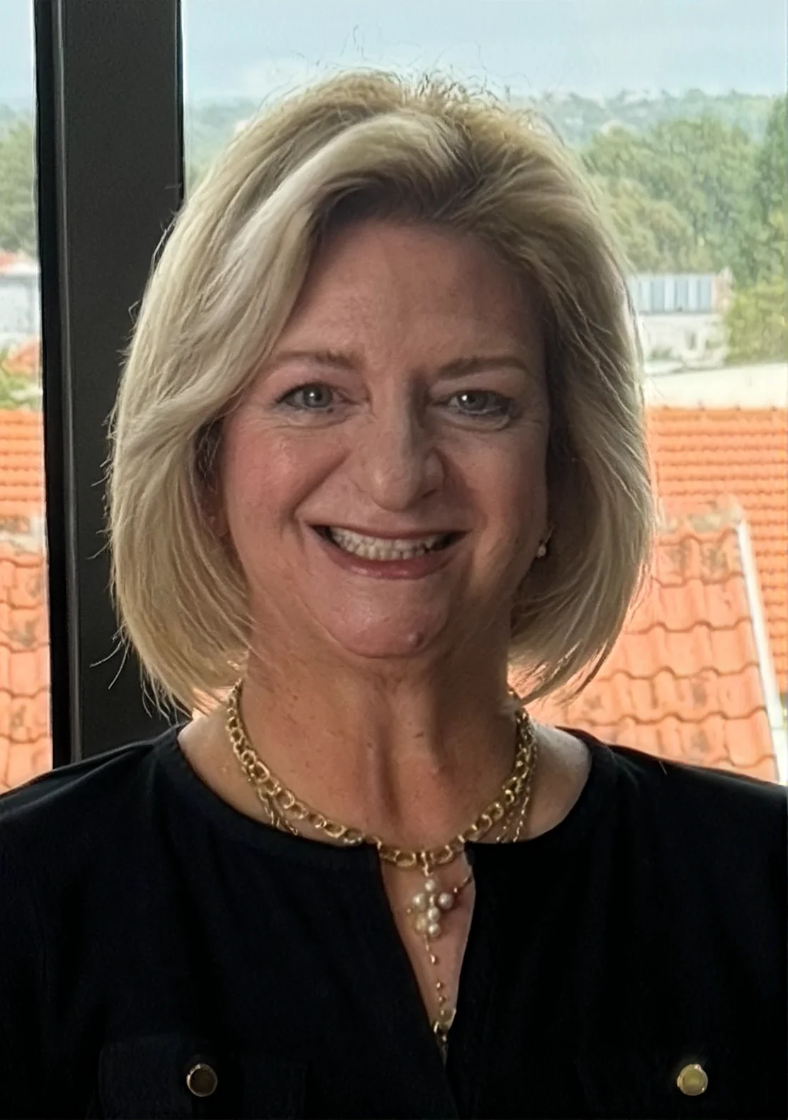 Dr. Christine Mugridge